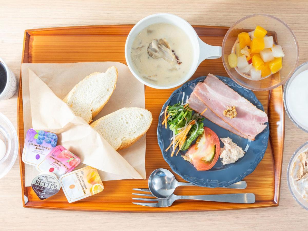โรงแรม ซูเปอร์ โฮเต็ล ชินางะวะ ชิมบัมบะ